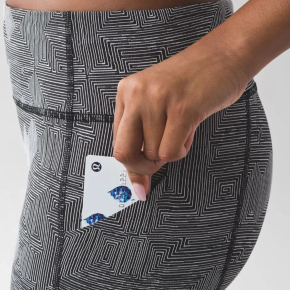 Lululemon Pace Rival Crop Maze Jacquard Leggings White Black 31375 - Picture 4 of 13